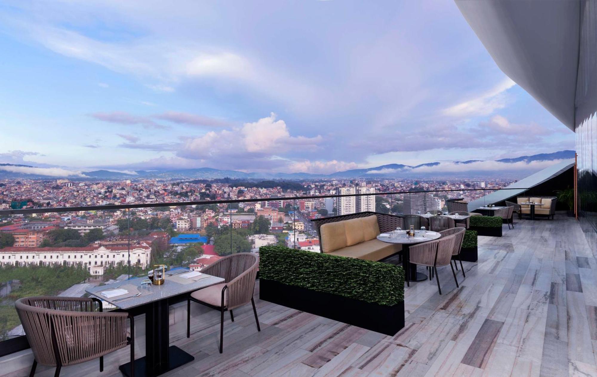 Hotel Hilton Kathmandu Exterior foto